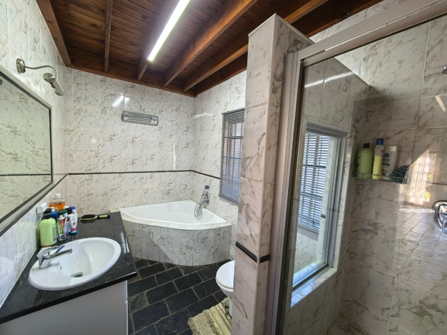 2 Bedroom Property for Sale in Deneysville Free State